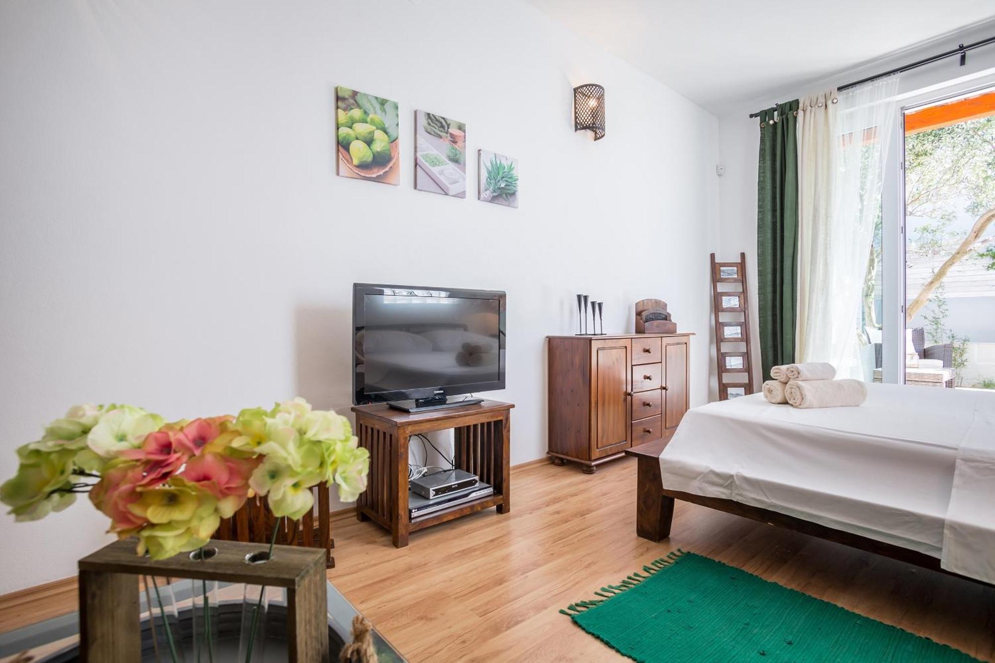 Zlatni Bol Apartments 客房 照片