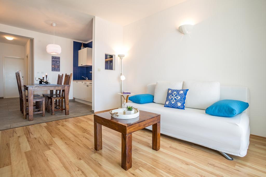 Zlatni Bol Apartments 外观 照片