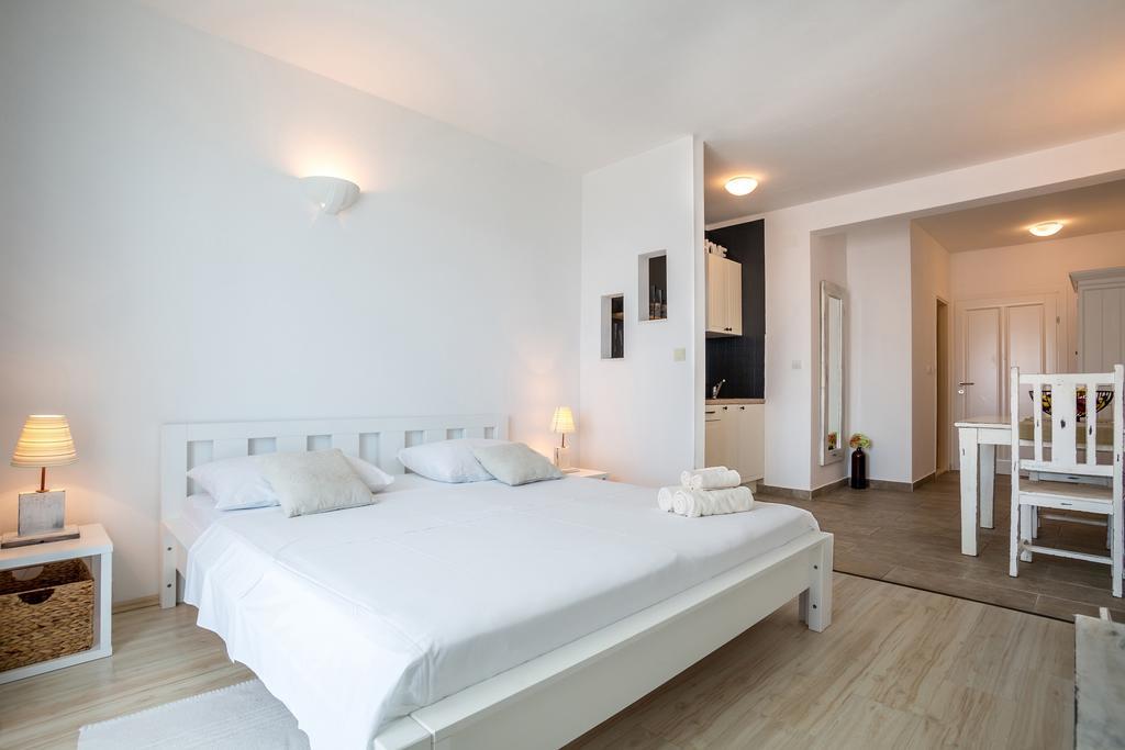 Zlatni Bol Apartments 客房 照片