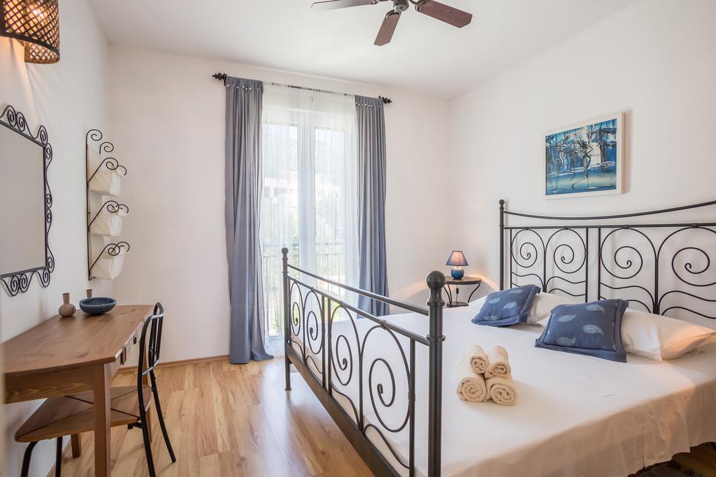 Zlatni Bol Apartments 外观 照片